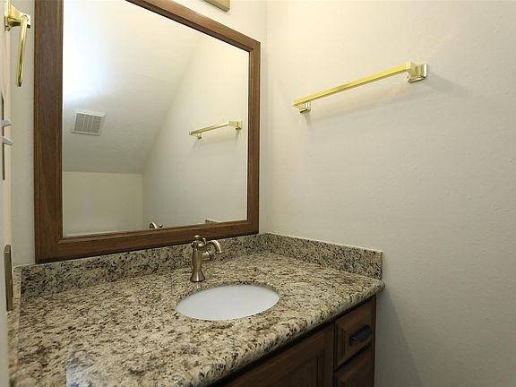 5th image of 3619 Stacy Park Cir