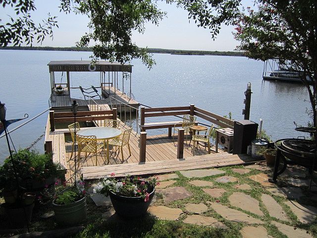 1st image of 636 Lanai Dr