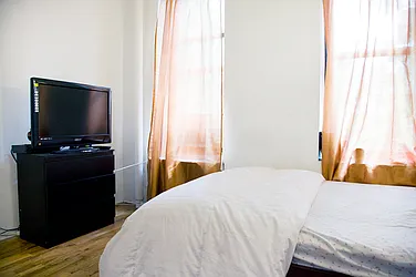 Rented by APT212 INC