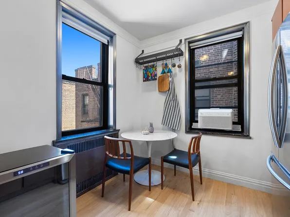 860 Grand Concourse image 6 of 12