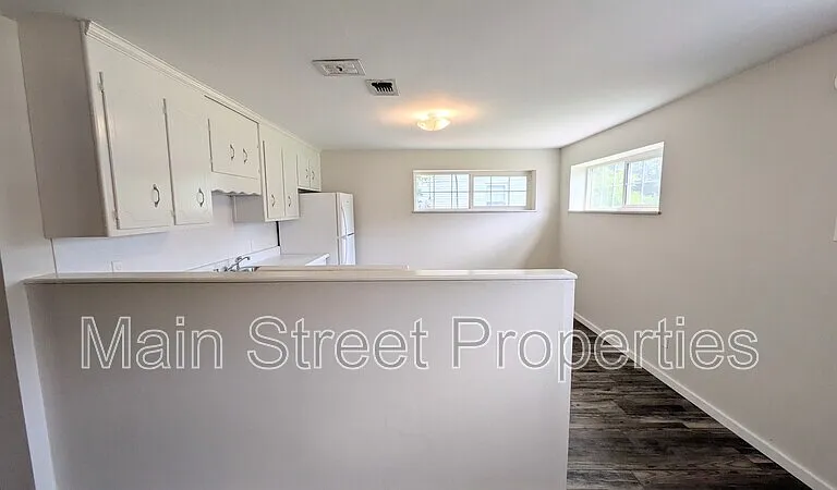2117 Pullman Cir — Photo 23