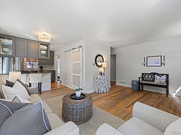 4th image of 2611 S Franklin Street