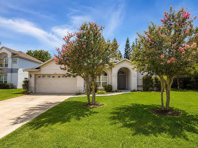1636 Thoroughbred Dr — Photo 1