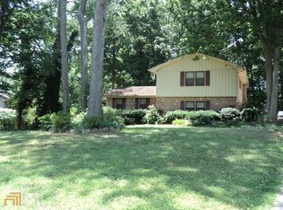 1241 Sherrington Dr, Stone Mountain, GA 30083