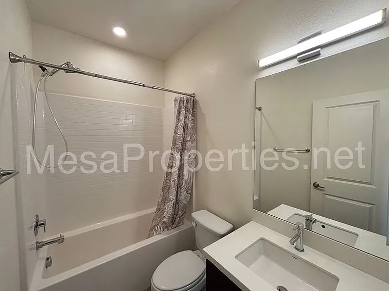 11027 Serenity Dr — Photo 16
