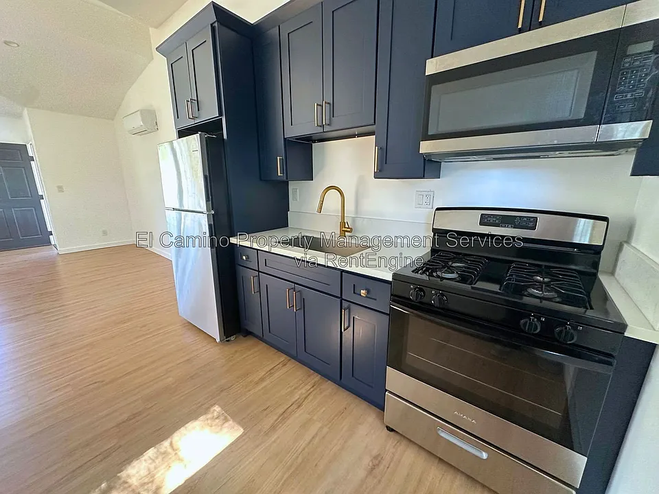 425 E Wellington Ave #1114