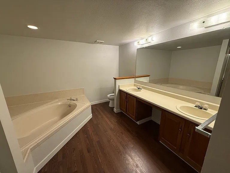 12043 W Cross Dr #102 — Photo 10