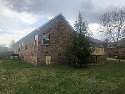 3rd image of 2123 Spalding Dr