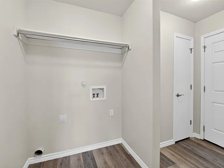 415 E 149th St S — Photo 13