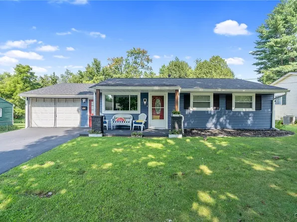 427 Deland Dr, Utica, NY 13502