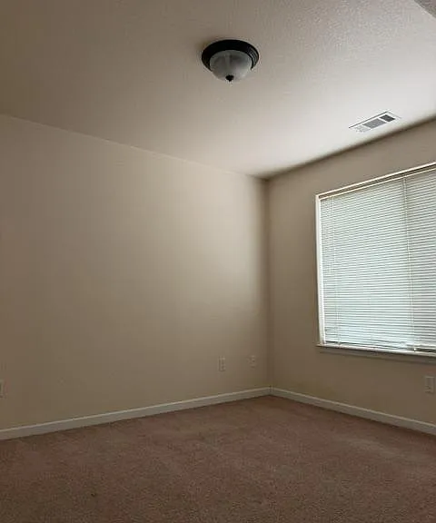 432 Pine St — Photo 4