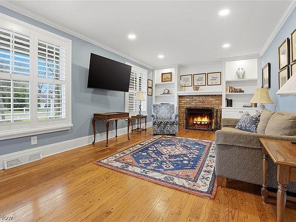 2nd image of 2033 Red Coach Rd NW