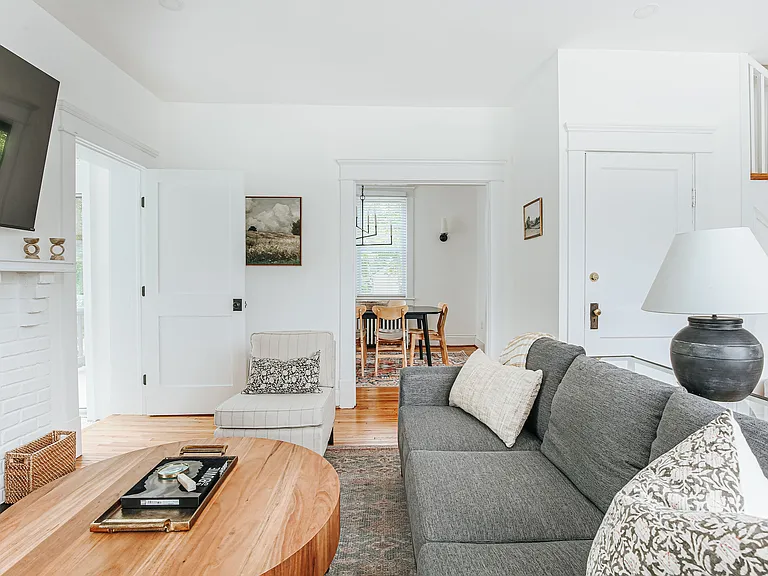 126 Maywood Ln — Photo 11