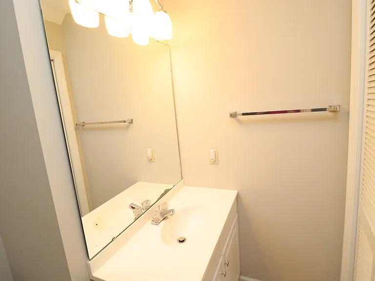 118 Planetree Ln — Photo 10