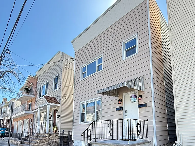 335 Lembeck Ave #2 — Photo 9