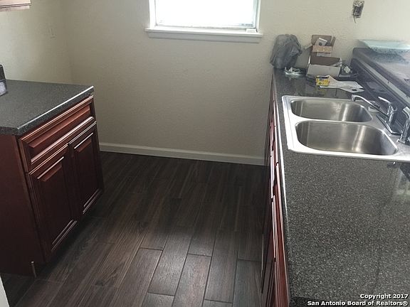 4th image of 4723 Belinda Lee St
