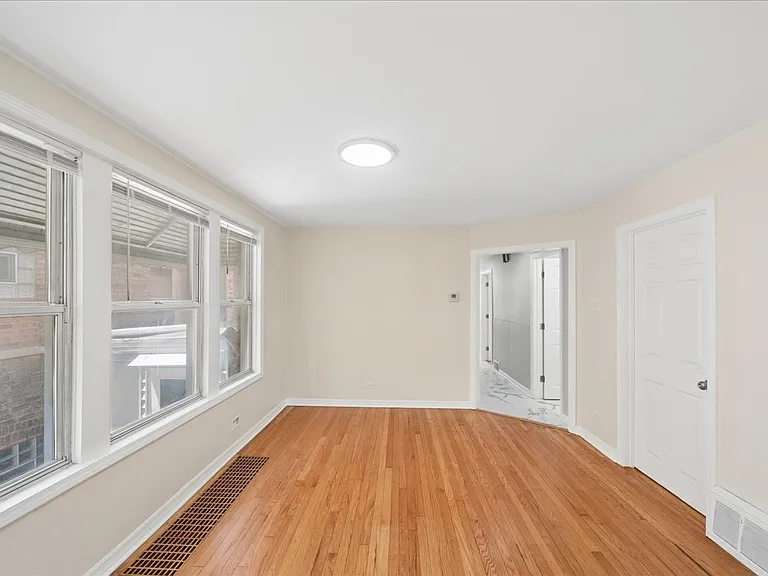 2044 N Newland Ave #1 — Photo 5