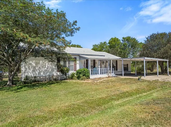 1206 W 8th St, Caldwell, TX 77836
