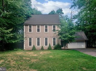 4 Oxford Ct, Voorhees, NJ 08043