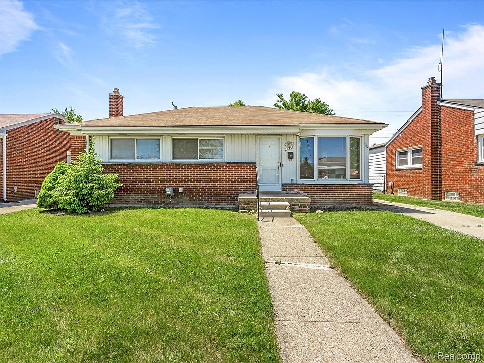 1st image of 28749 Bohn St