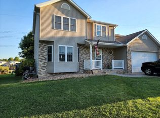2000 Vavrina Ln, Lincoln, NE 68512