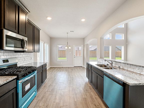 446 Lake Line Drive Alvin Tx 5