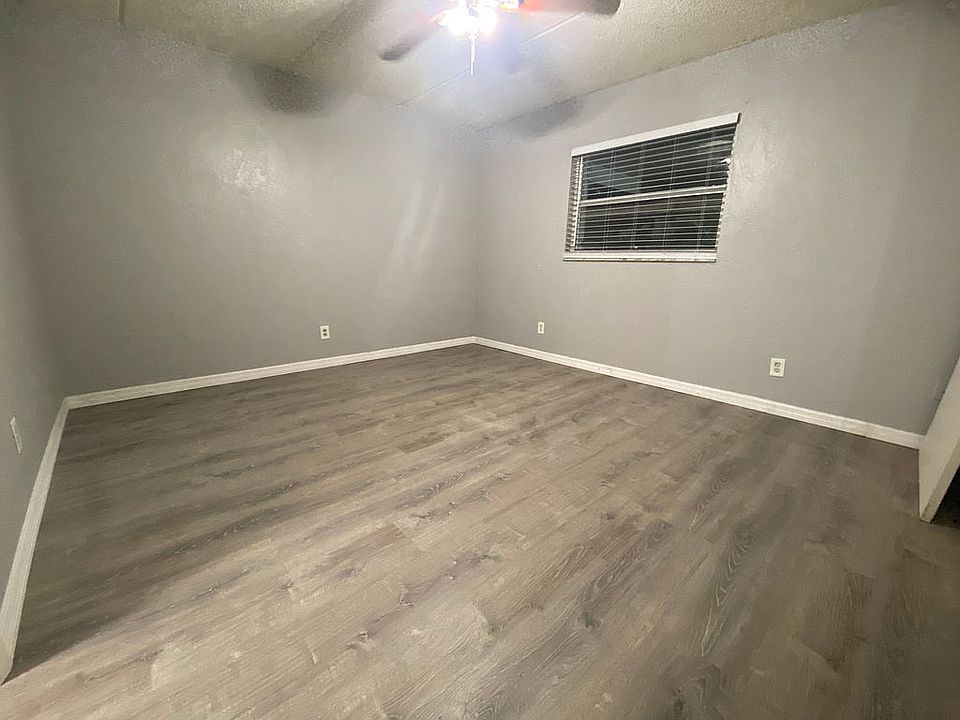 1st image of 4064 Halifax Dr APT 7