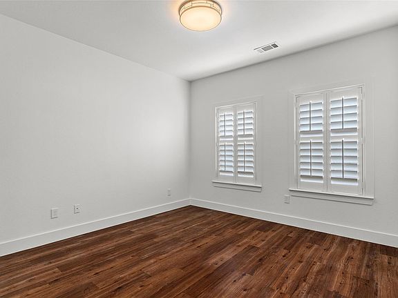 4th image of 4830 Cedar Springs Rd APT 23