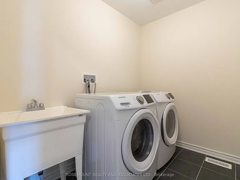 41 George Holley St — Photo 15