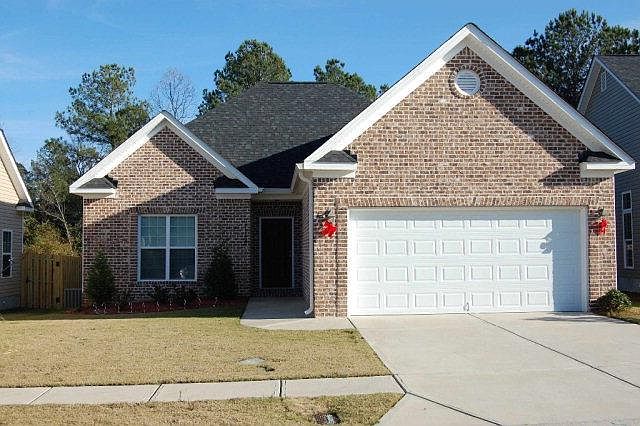 1st image of 2948 Aylesbury Dr