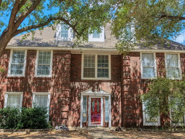 711 Amesbury Dr, Mesquite, TX 75150