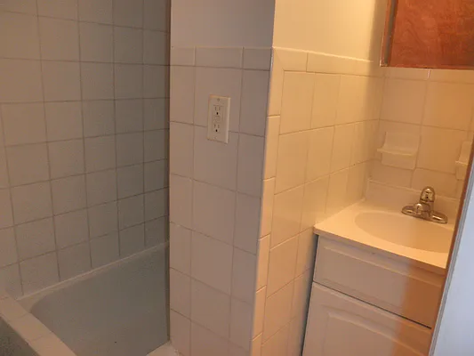 Rented by RV Realty | media 49