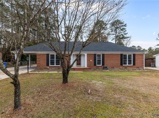 335 McFadyen Dr, Fayetteville, NC 28314