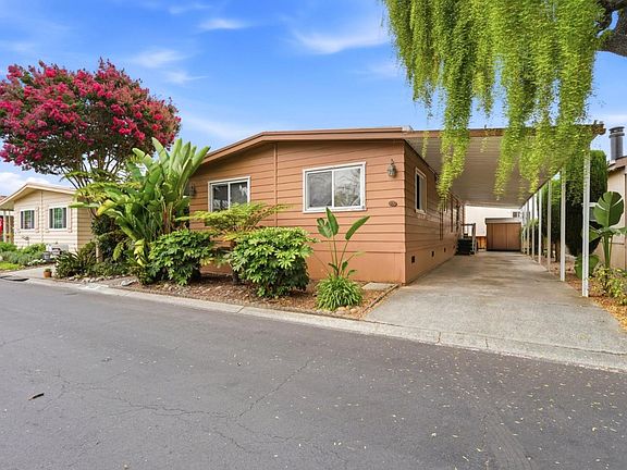 2nd image of 108 Quail Hollow Dr #108
