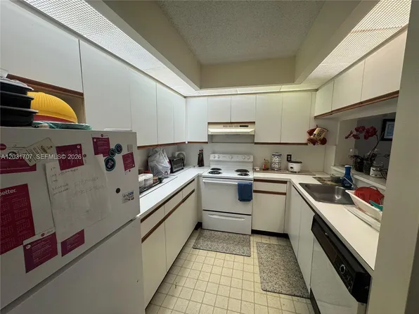 12950 SW 7th Ct APT 210A, Hollywood, FL 33027