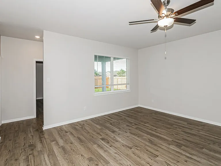 191 Emma Rose Dr — Photo 3