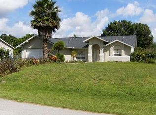 1805 Cyclone St NW, Palm Bay, FL 32907