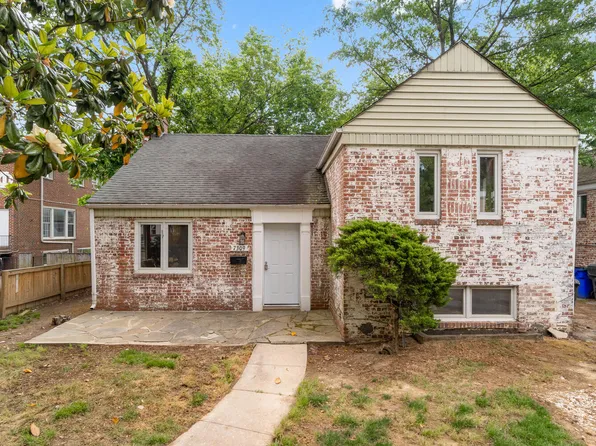 7309 Dickinson Ave, College Park, MD 20740