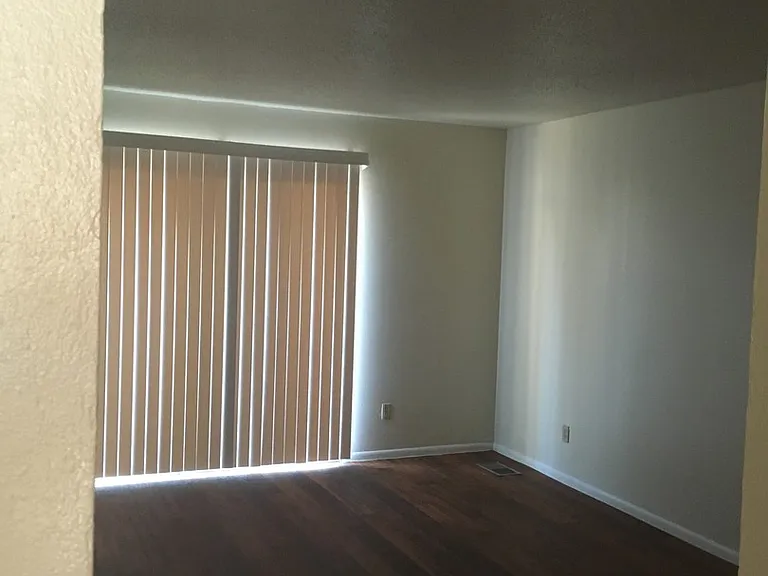 540 Madeira Dr. SE — Photo 4