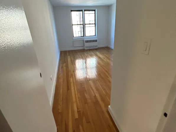 2365 East 13th Street #2B, photo 4