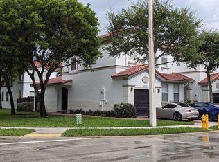 10895 NW 78th Ter, Doral, FL 33178