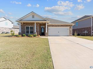 131 Heritage Lakes Blvd, New Market, AL 35761