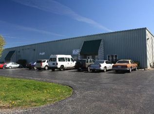 30 Stonehill Rd, Oswego, IL 60543