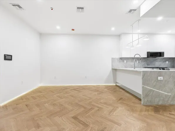 392 1st Street image 6 of 35