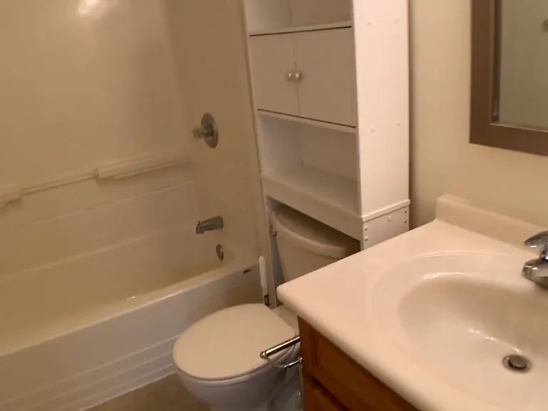 208 Williams St #3 — Photo 8