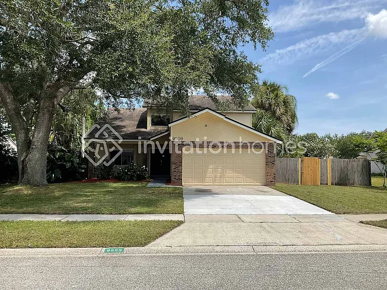 9809 Tattersall Ave — Photo 1