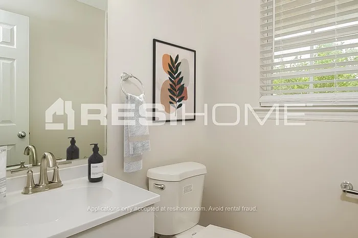 265 Postwood Ct — Photo 12