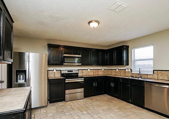 2nd image of 3116 Melrose Dr