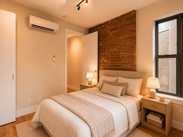1352 Hancock St #2R — Photo 6