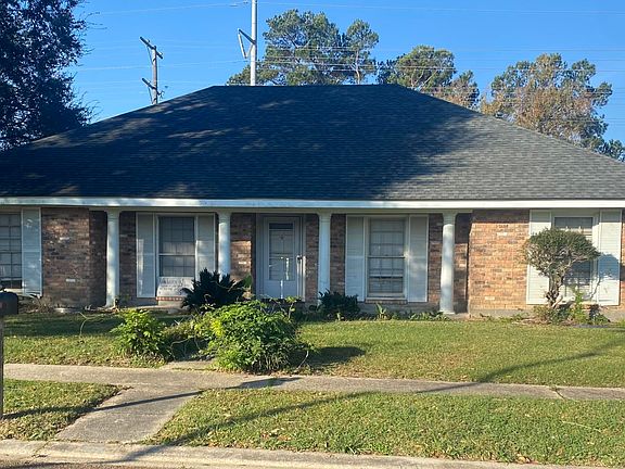 5th image of 104 Stockton Dr